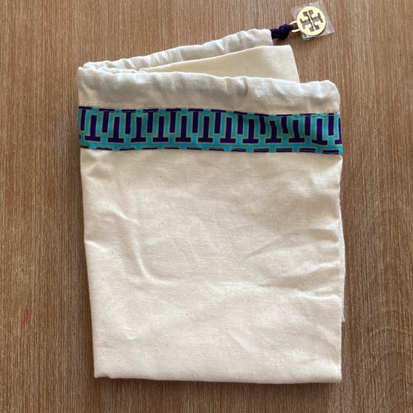 Tory Burch Dust Bag 15"x10" - Picture 4 of 4